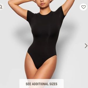 SKIMS NWT Fits Everybody T-Shirt Bodysuit - Onyx